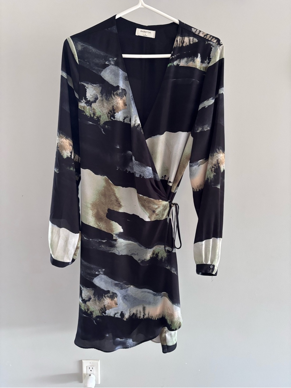 Babaton Black Abstract Print Wrap Dress